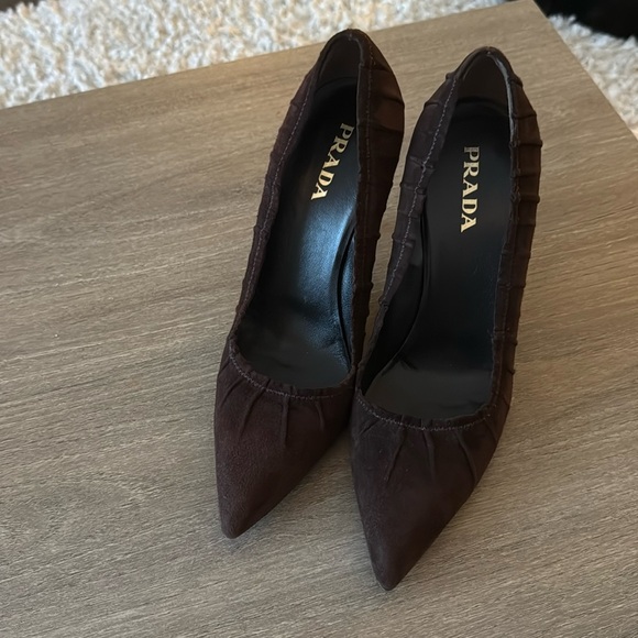 Vintage Prada Suede Pumps - Picture 1 of 5